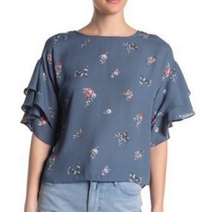 Vince Camuto Blue Floral Ruffle Sleeve Blouse NWT